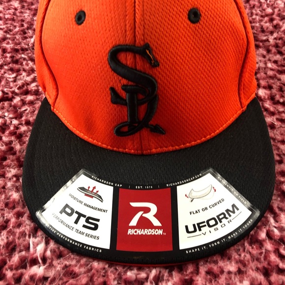 NWT Men’s Richardson Flexfit Hat - Picture 2 of 8